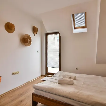 Area Retreat Ac & Wifi Daire Varna