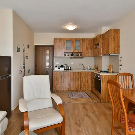 Daire Area Retreat Ac & Wifi *